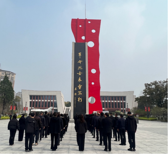 1.掃墓現場圖